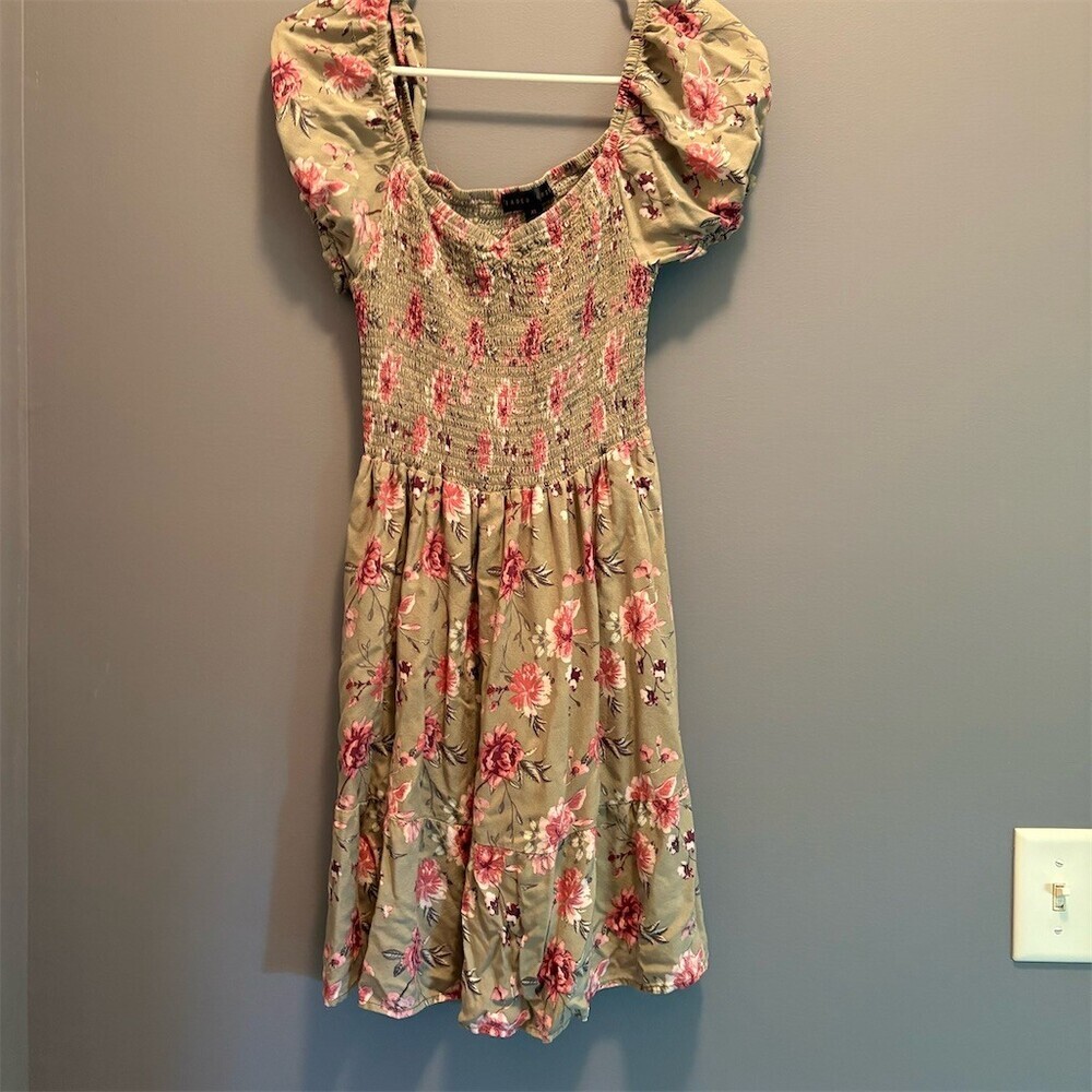 Faded Rose Dress Womens XL Sage Green Floral Smocked Puff Sleeve Midi